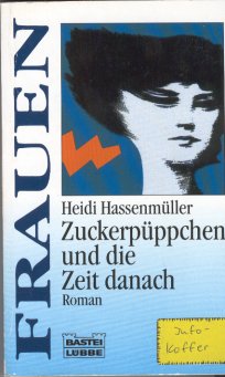 Zuckerprüppchen und die Zeit danach
Roman
Heidi Hassenmüller
1995 2.Auflage Bastei-Lübbe Taschenbuch Band 16131
Umschlagstext:
Roman eines erschütternden Eheszenarios, ds auch die Spätfolgen eines Kindesmissbrauchs aufzeigt.
Als Gaby - einst Papis geliebtes Zuckerprüppchen,
während ihrer Kindheit jahrelang sexuell von ihm
missbraucht - ihren Traummann Hubert, einen Manager,
heiratet, fühlt sie sich zuerst geborgen. Doch diese
Geborgenheit erweist sich als goldener Käfig. Ihr
Leidensweg setzt sich fort, der Missbrauch geht auf
anderer Ebene weiter. Aber ohne Huber fühlt sie sich
lebensunfähig. Mit Hilfe eines Therapeuten muss sie
einen langwierigen und schmerzhaften Entwicklungsprozess
durchmachen, bis sie in der Lage ist, ihr Leben selbst
in die Hand zu nehmen...